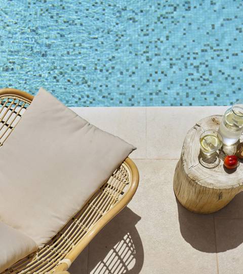 Marni Hotel One Bedroom Apartment Private Pool sunbed and drinks by the private poolside